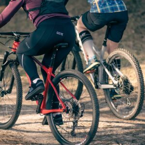Guía por itinerarios en bicicleta y vehículos