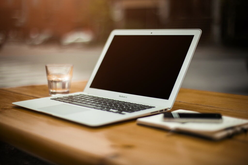 ¿Cuáles son los riesgos del empleo digital?