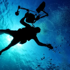 Actividades subacuáticas para instalaciones acuícolas