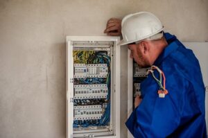 instaladores electricistas