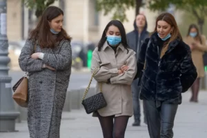 El Gobierno aprueba por Real Decreto el uso de mascarillas en exteriores