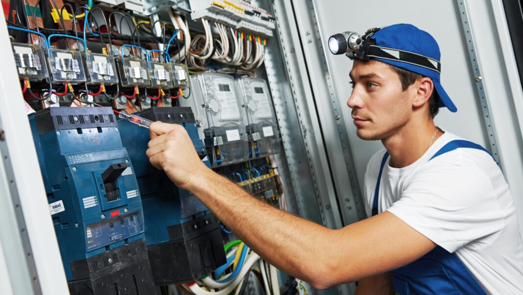 electrician schools in nj New Train wallpaper wph 5 CONSEJOS PARA CONTRATAR A UN ELECTRICISTA, Aprende los Fundamentos Eléctricos desde Cero