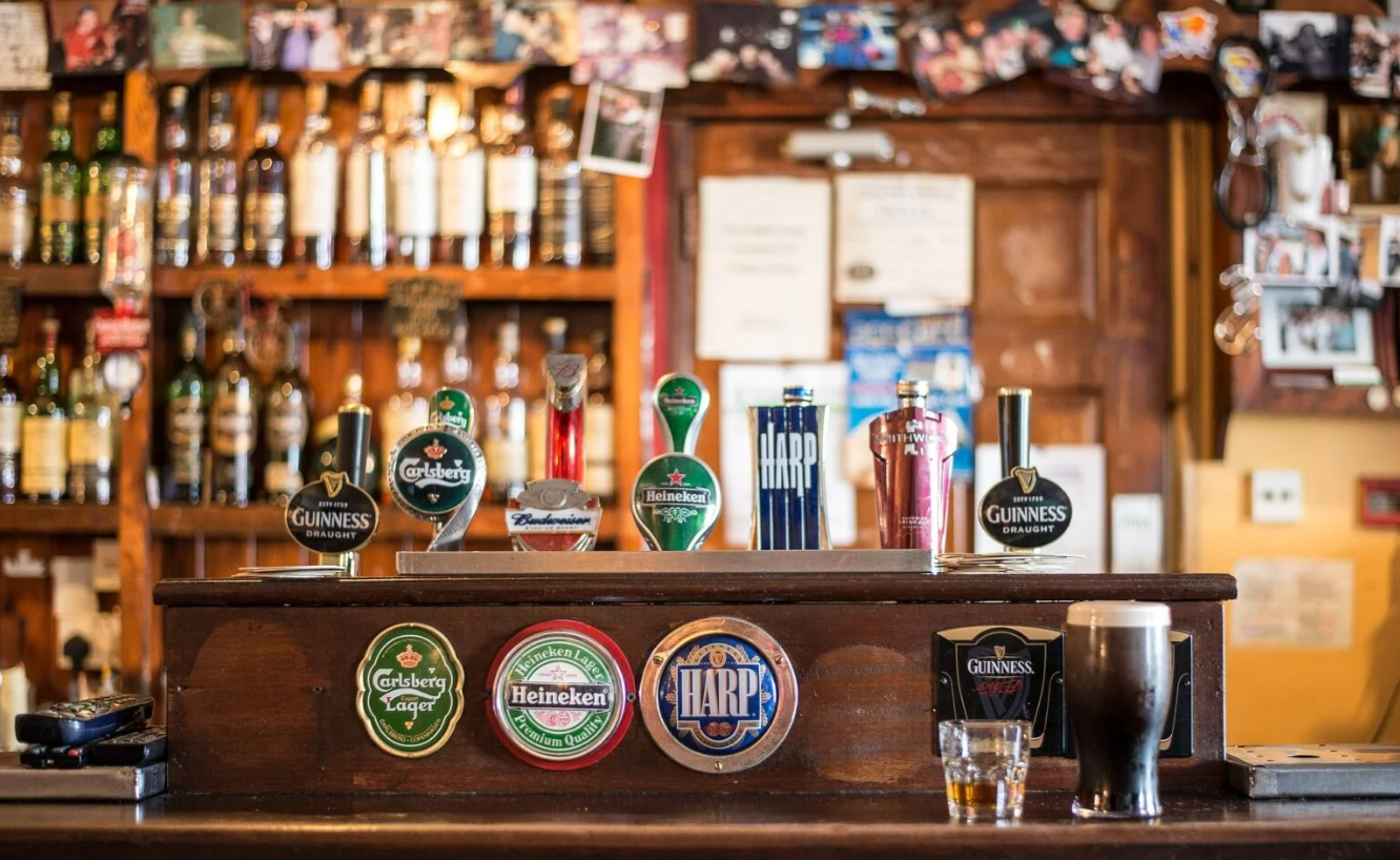 Curso de Auxiliares en Restaurante y Bar en Málaga